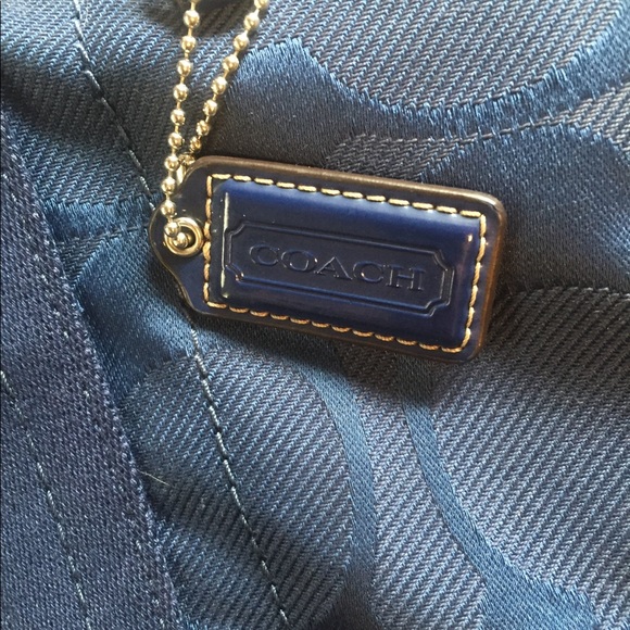 Blue coach handbag and wallet - Picture 4 of 13